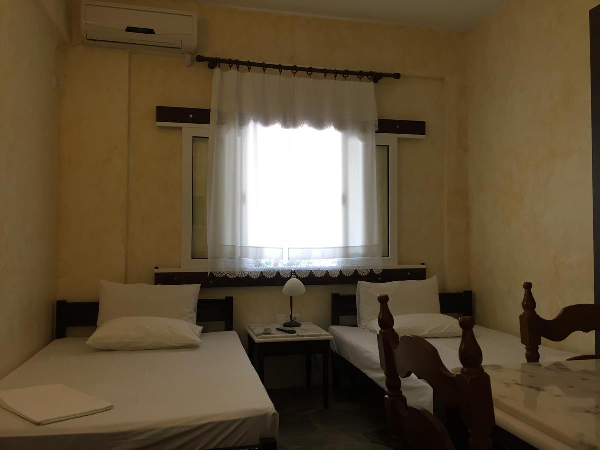 Sotiroulis Apartments Nea Mesagkala Exterior photo